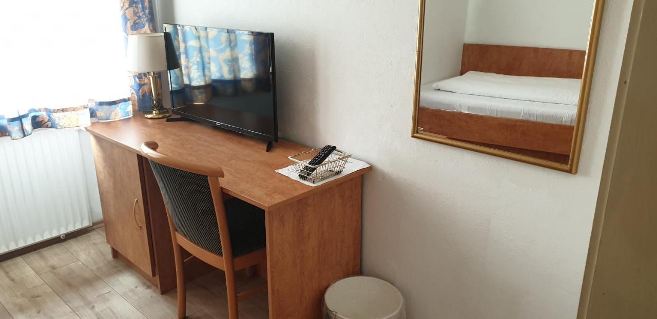 באד סודן אם טאונוס Hotel Gaya מראה חיצוני תמונה