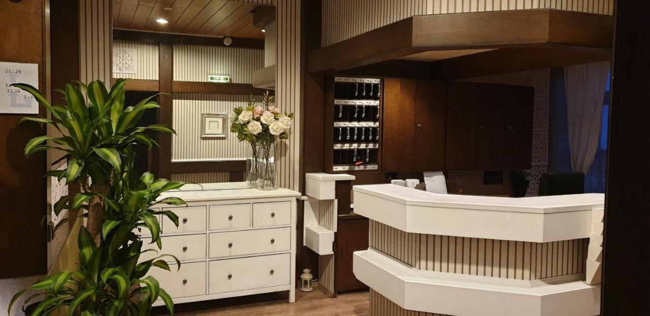 באד סודן אם טאונוס Hotel Gaya מראה חיצוני תמונה